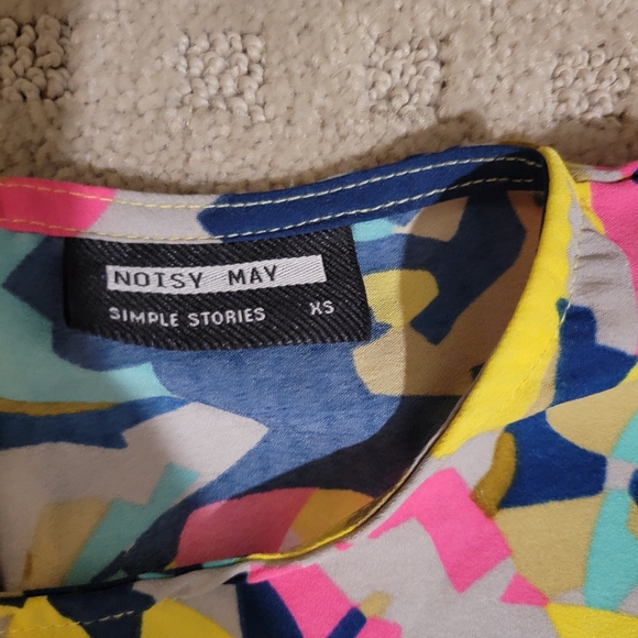 ASOS Noisy May oversized smock dress in multi abstract print - Picture 6 of 7